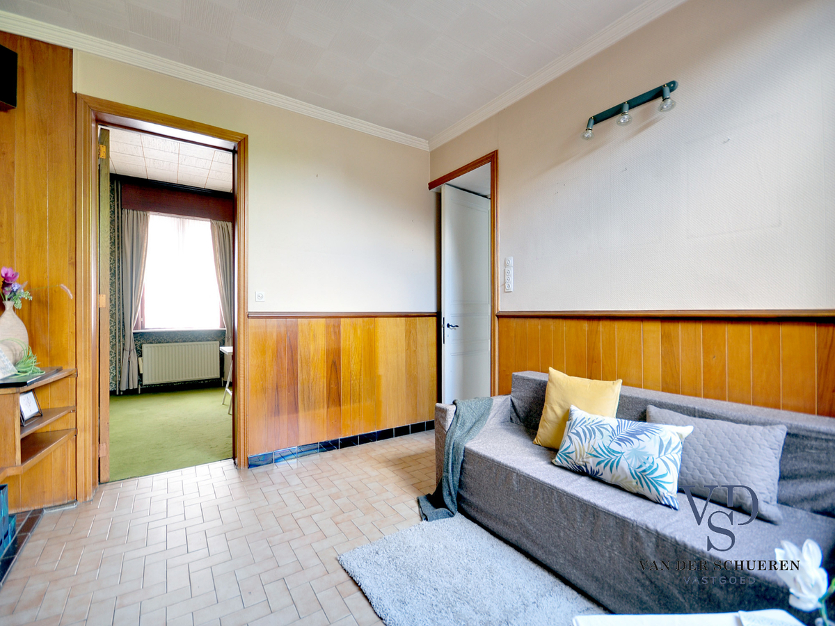 Degelijke en stijlvolle herenwoning. Uitstekend gelegen ! 