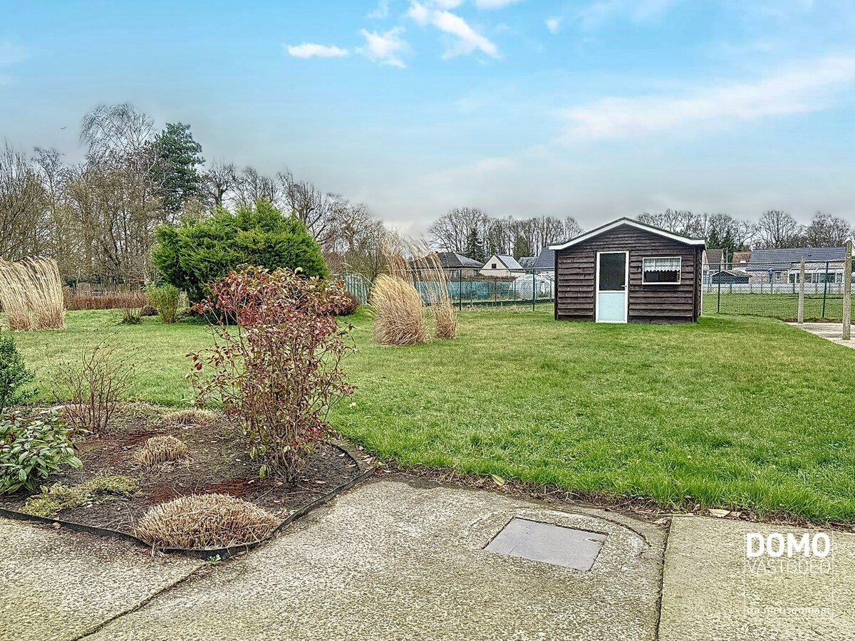 Split-level woning rustig gelegen te Berbroek op een perceel van 10a 