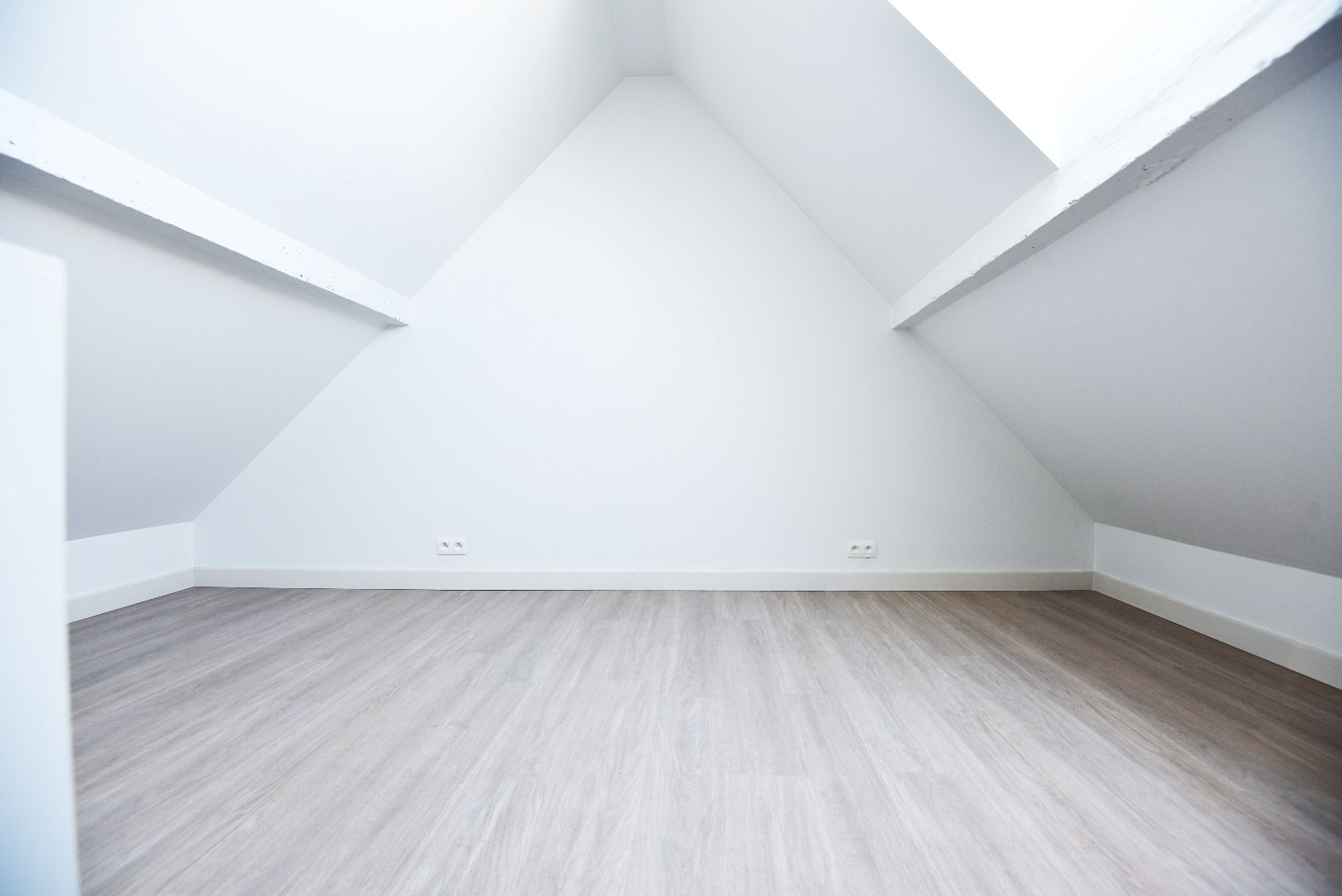 Gerenoveerde woning met 3 slaapkamers en tuin 