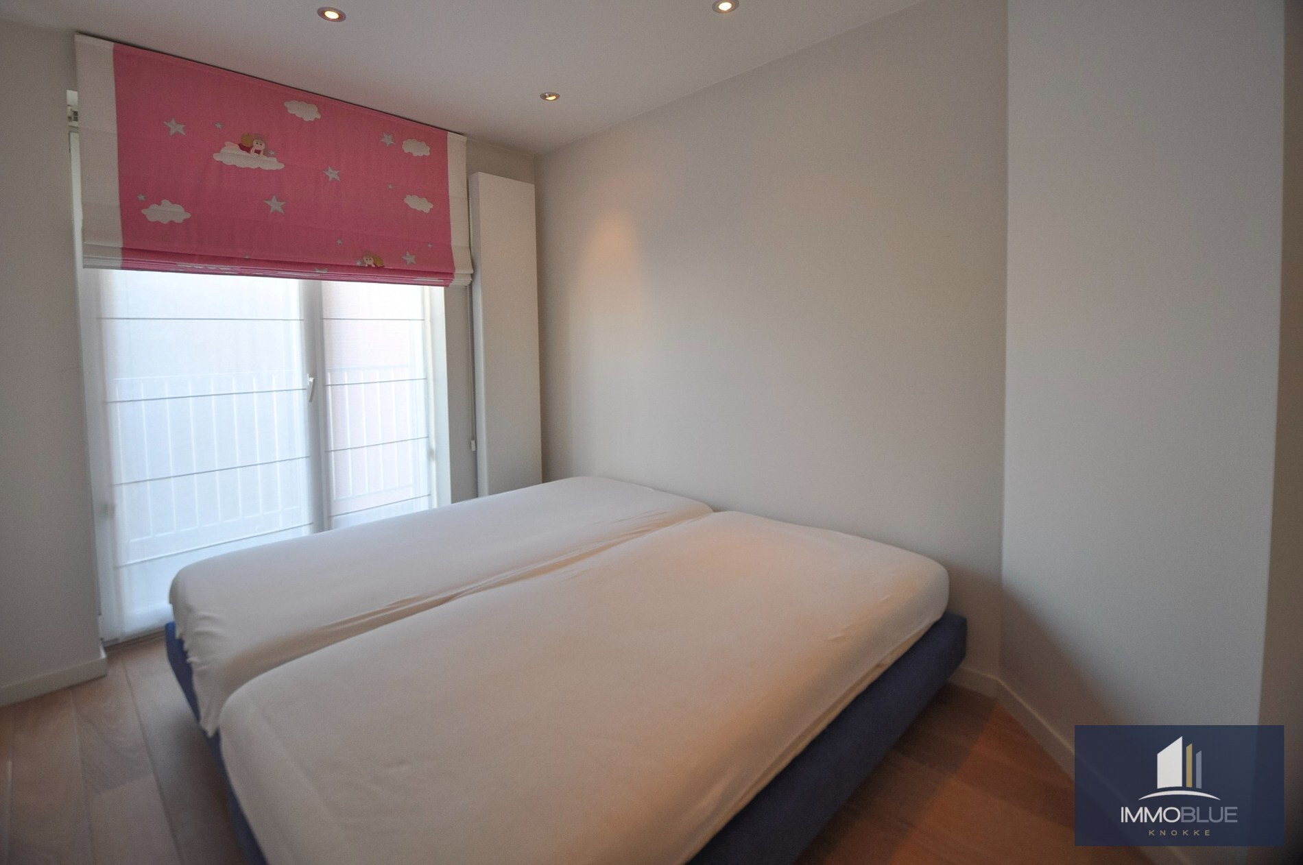 Topaanbieding – Uitzonderlijk ruim appartement gelegen in een stijlvolle residentie. 