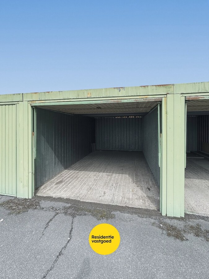 Te huur garage box - Eernegem