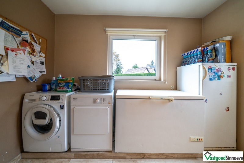 Rustig gelegen instapklare woning met 5 slaapkamers op 667 m² te Ichtegem 