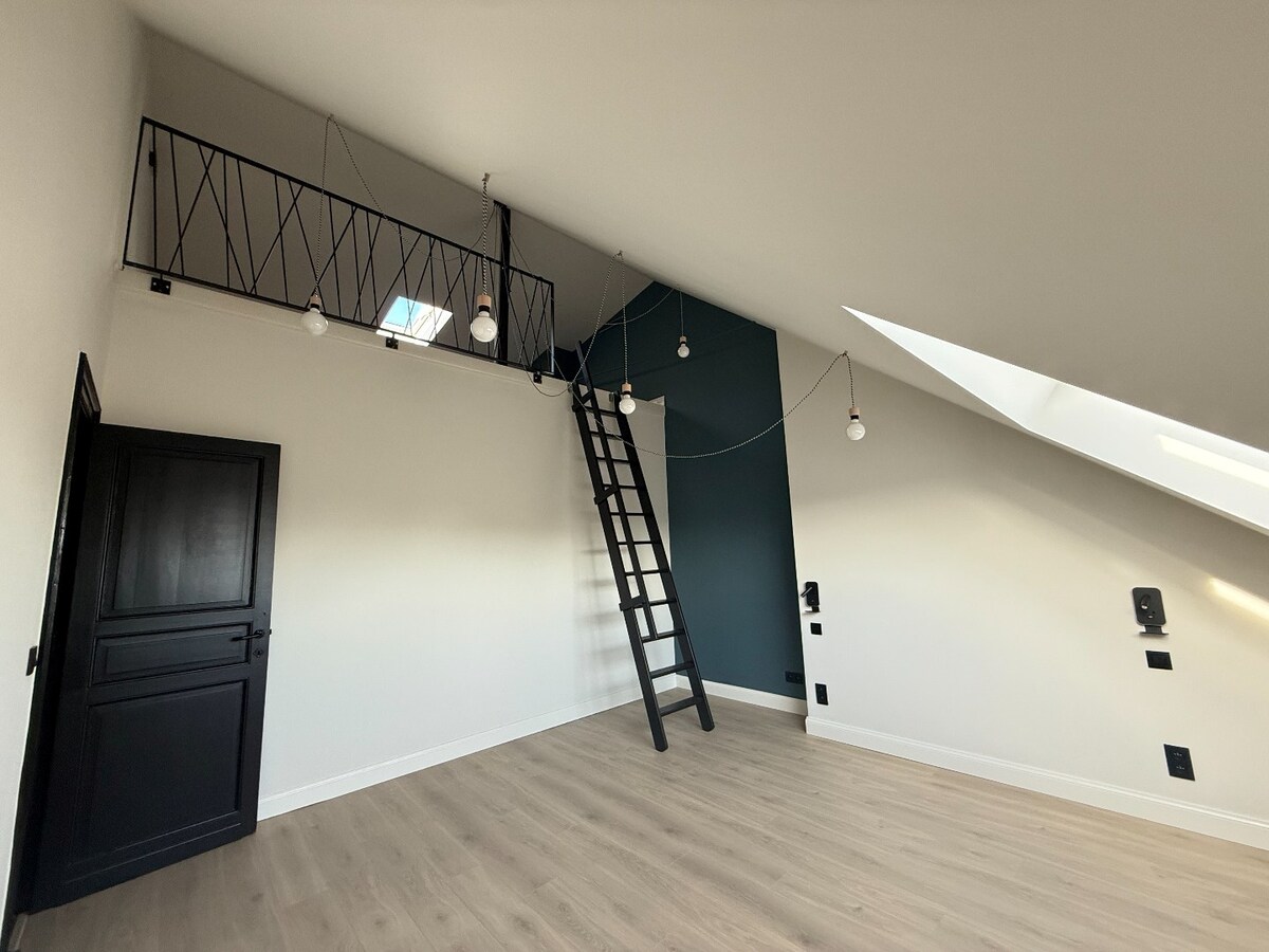 Maison de maître avec 5 chambres et jardin, idéale pour profession libérale ! 