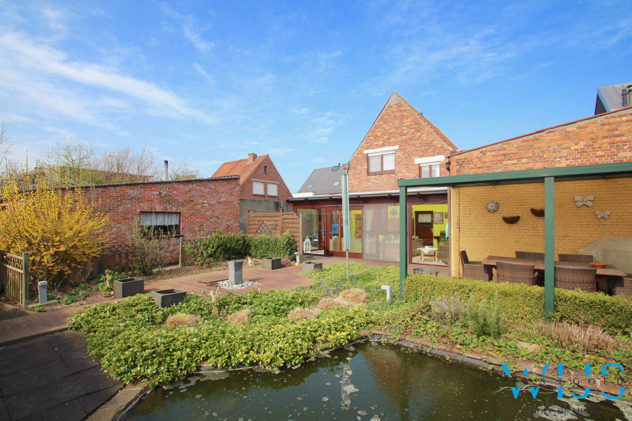 Gezellig woonhuis met mooie veranda en groene tuin ! 