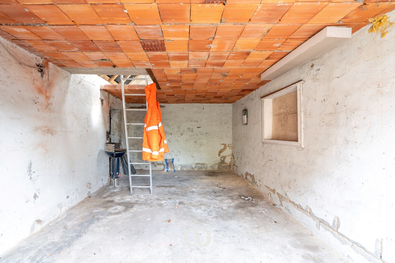 Te renoveren woning met uitstekende verbinding nabij Gent 