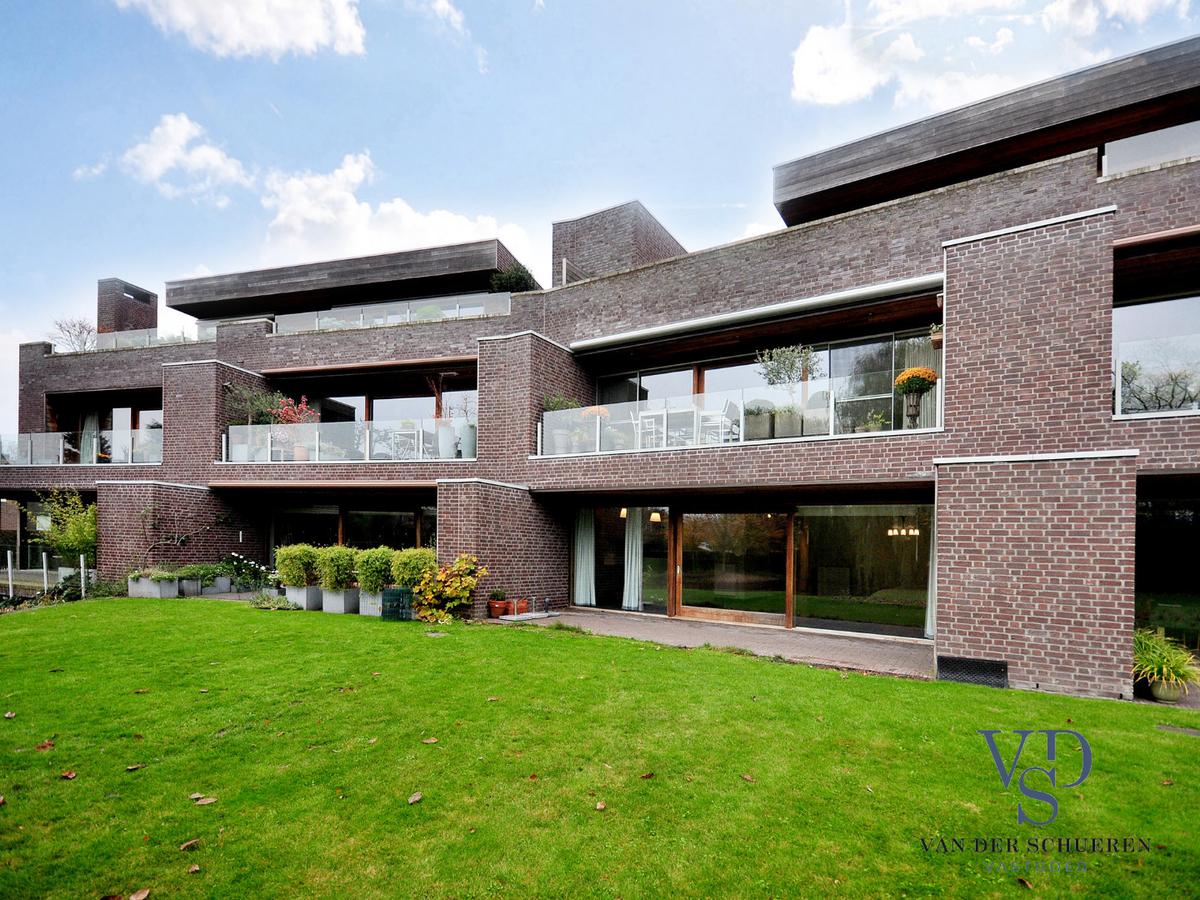 Prachtig gelijkvloers appartement in de exclusieve park-residentie Park te Poldere. 