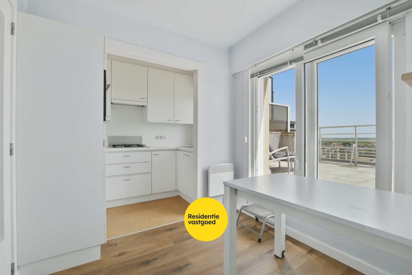 Uniek dakappartement met zonnige ligging en indrukwekkende vergezichten te Wenduine! 