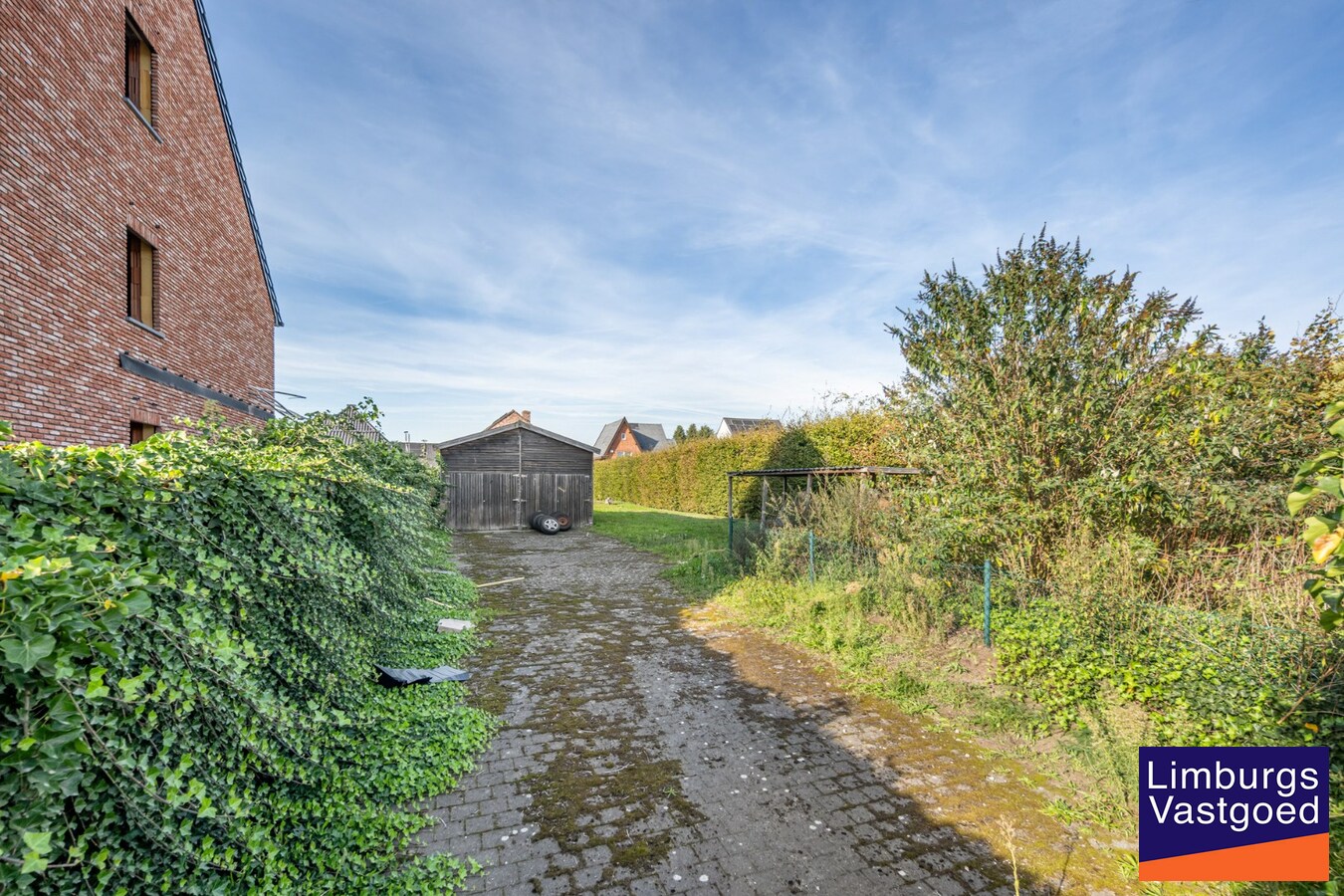 Grond in woongebied met landelijk karakter voor open bebouwing, 5a16 