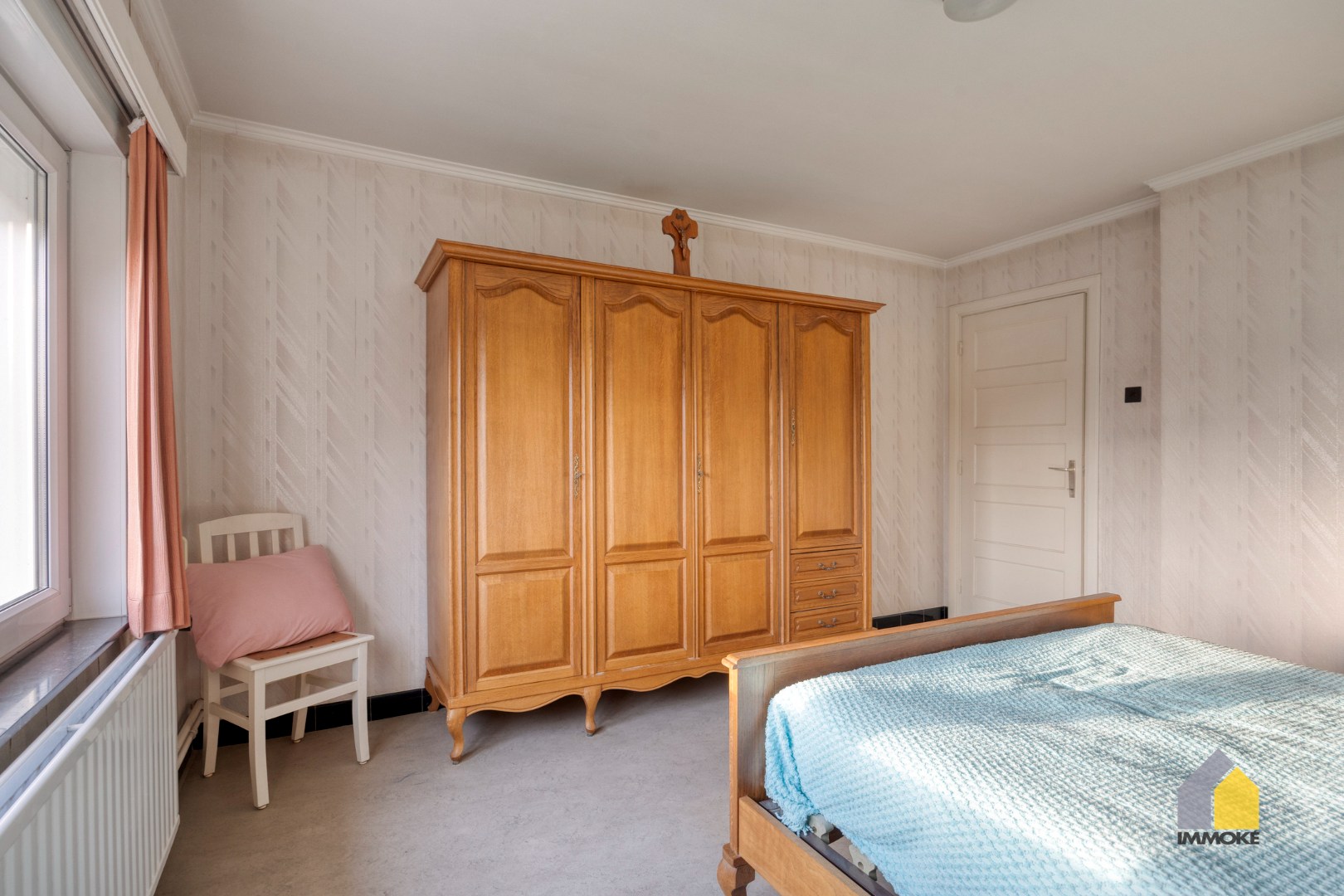 Op te frissen woning met 4 slpk op ruim perceel van 9 a 78 ca. 