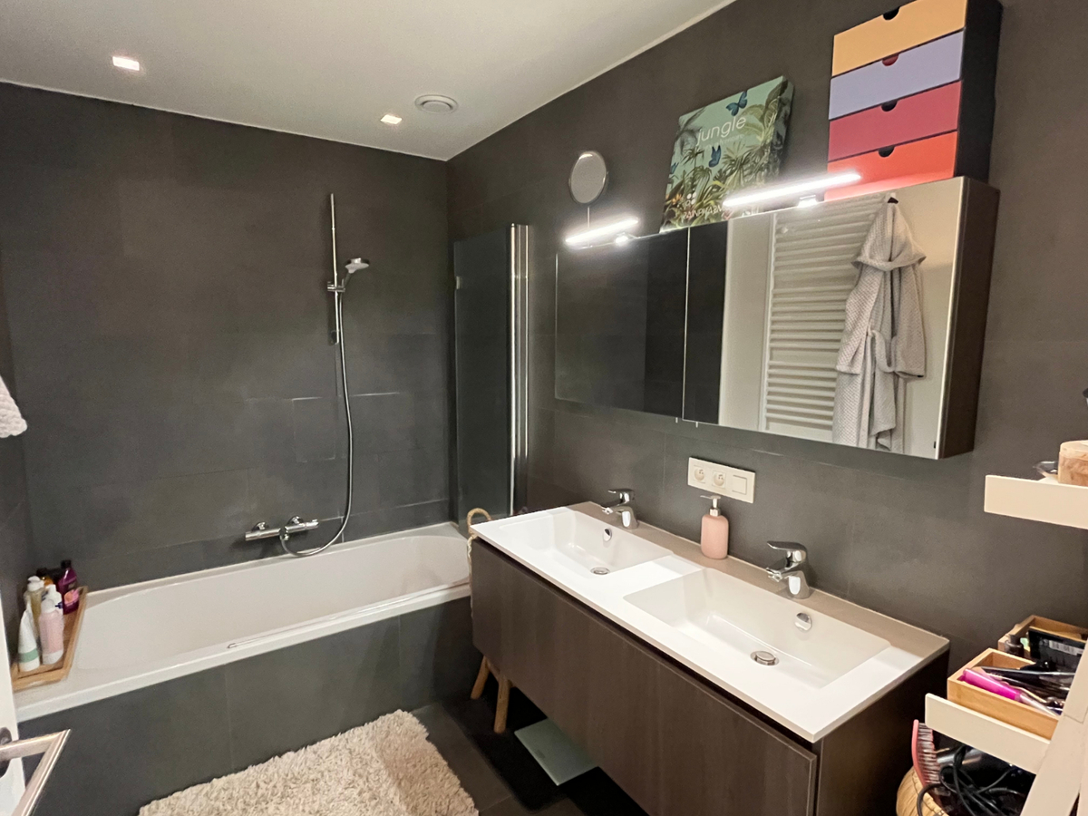 Luxueus 2-slpk-appartement in het groene Eke-Nazareth 