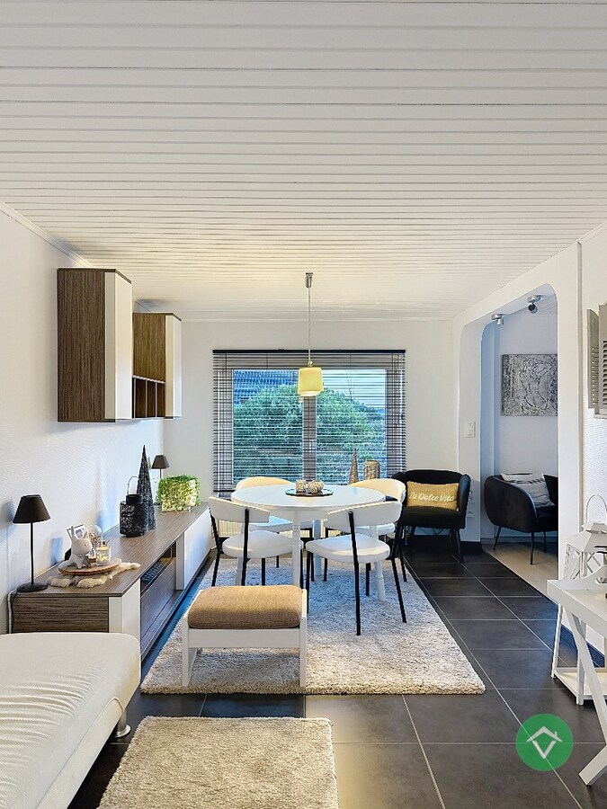 Woning met 2 slaapkamers en garage te Koekelare 