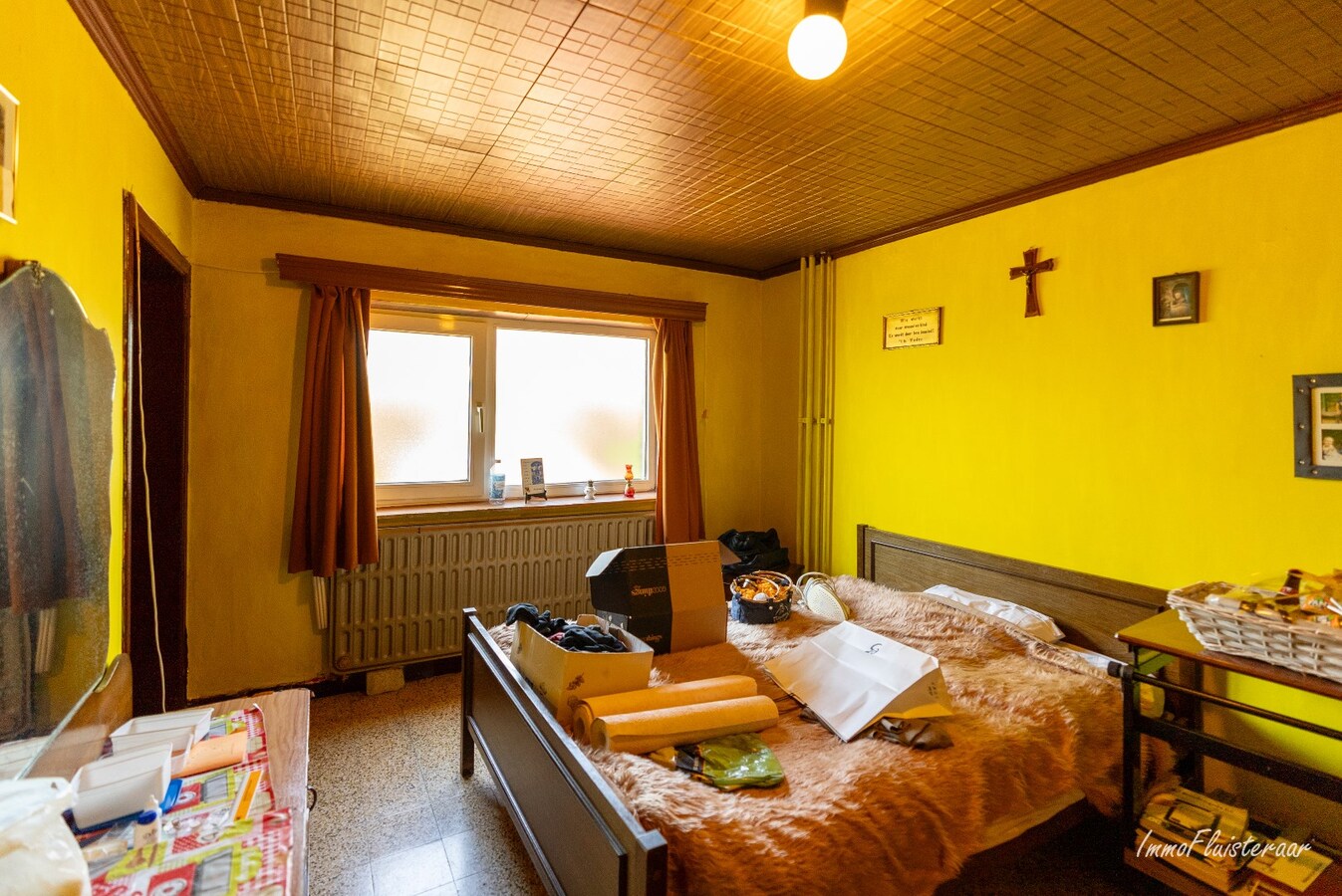 Charmante maison avec des écuries pour chevaux sur environ .. are à Peer. 