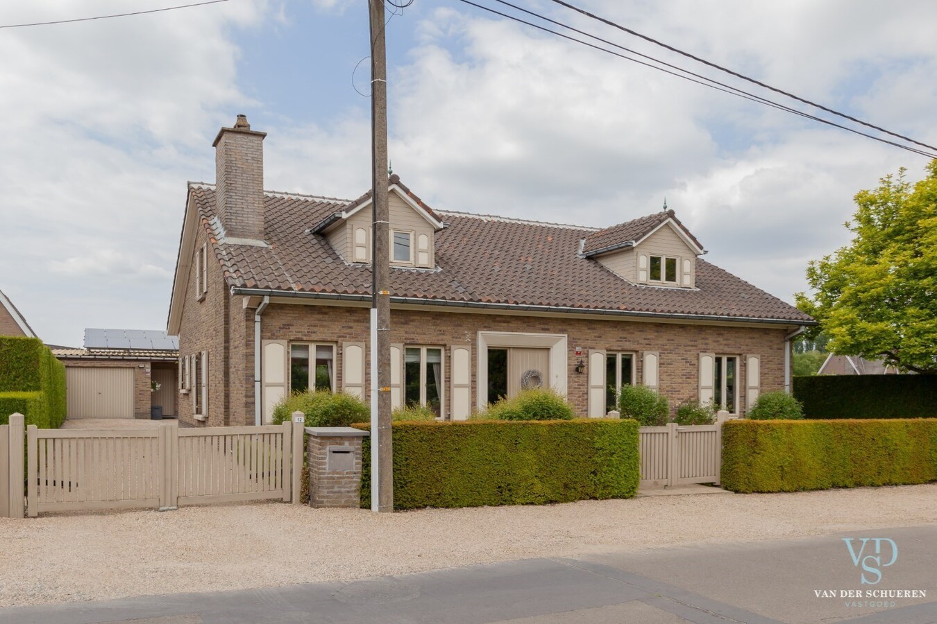 Landelijk wonen  (op gelijkvloers). 