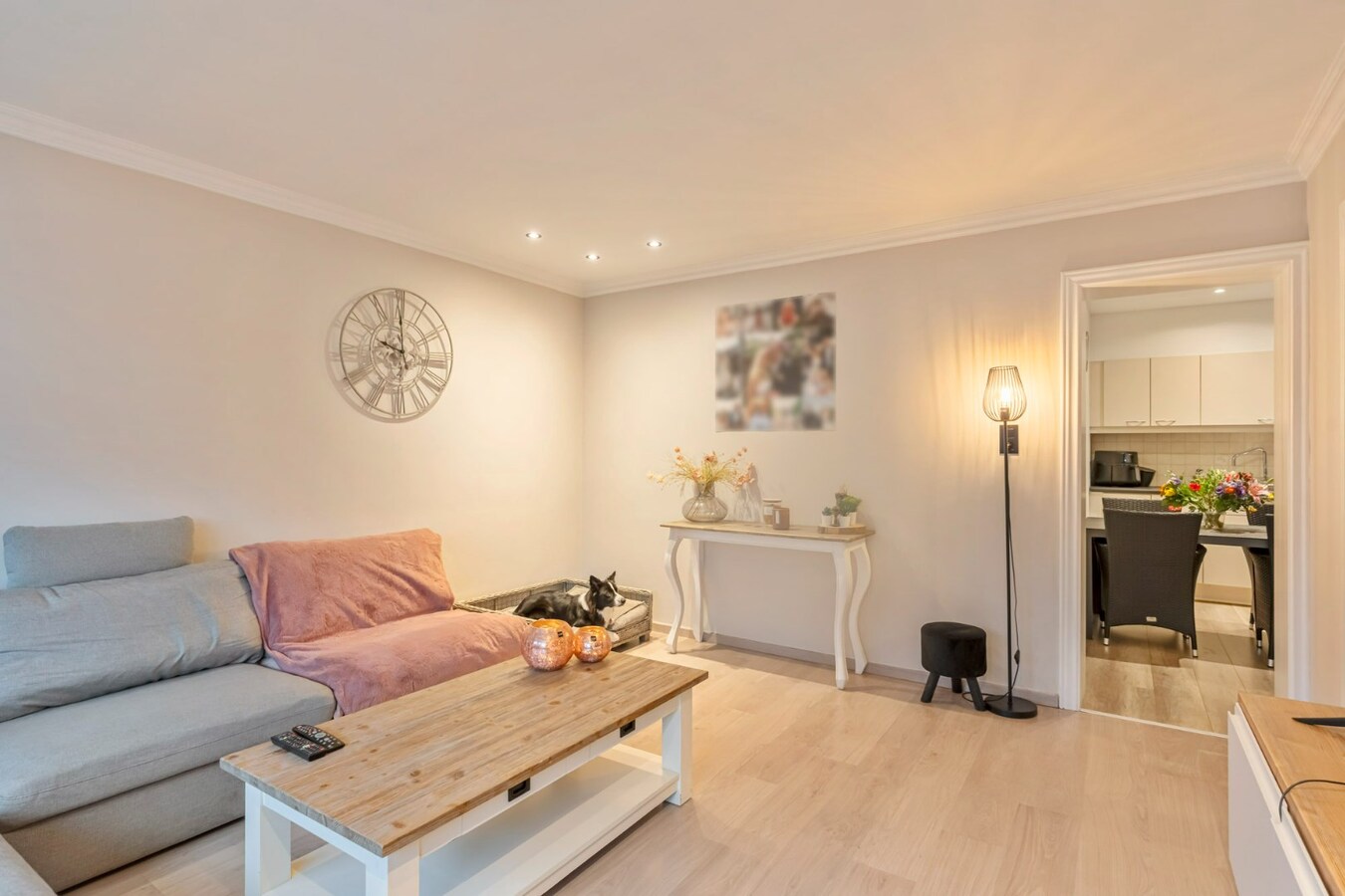 Ruime instapklare woning. 