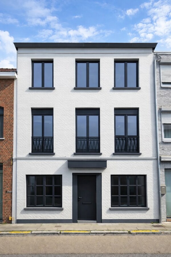 Vergund renovatieproject met veel potentieel in het hart van Wevelgem! 