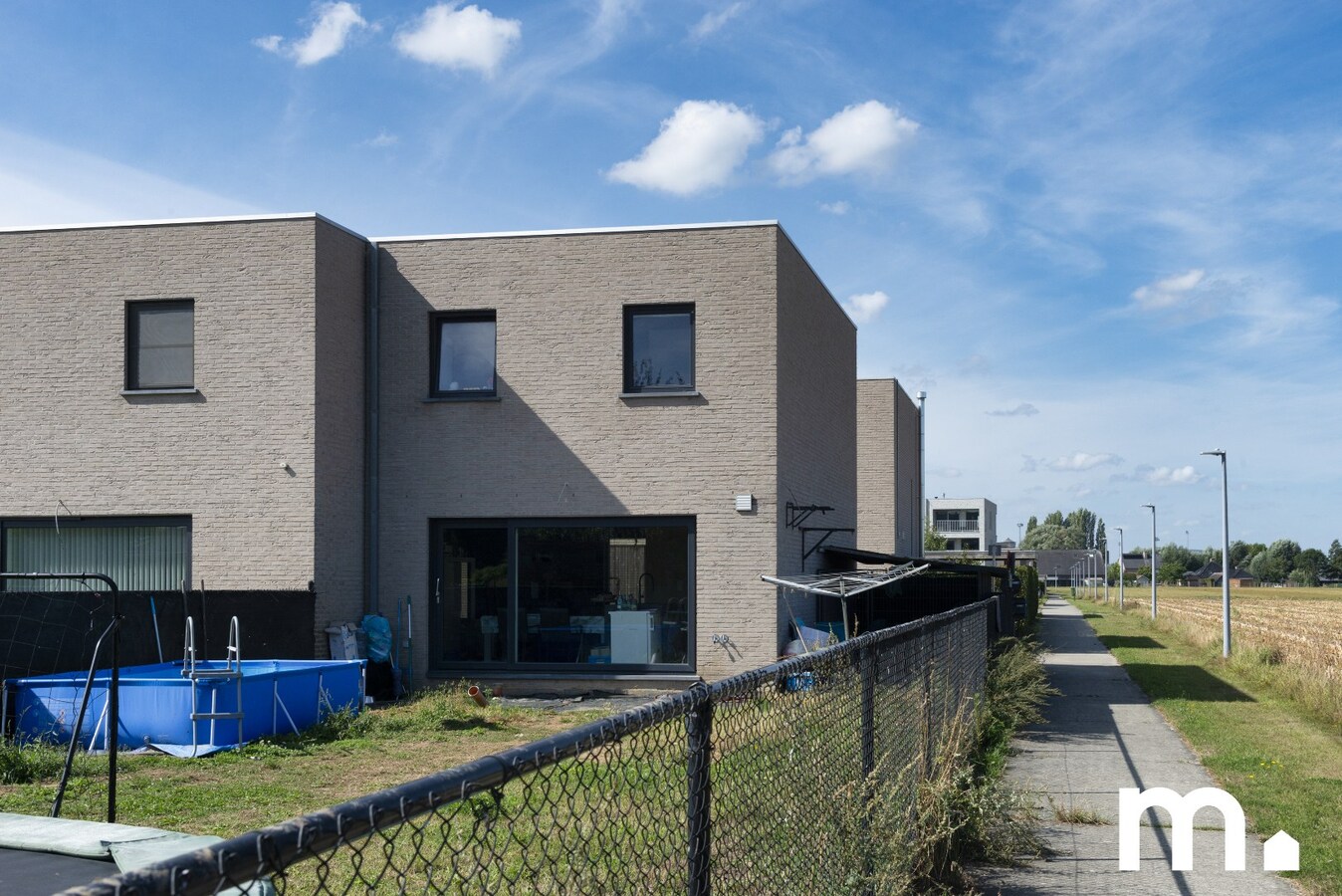 Recente woning met open zicht en rustige ligging te Kuurne ! 