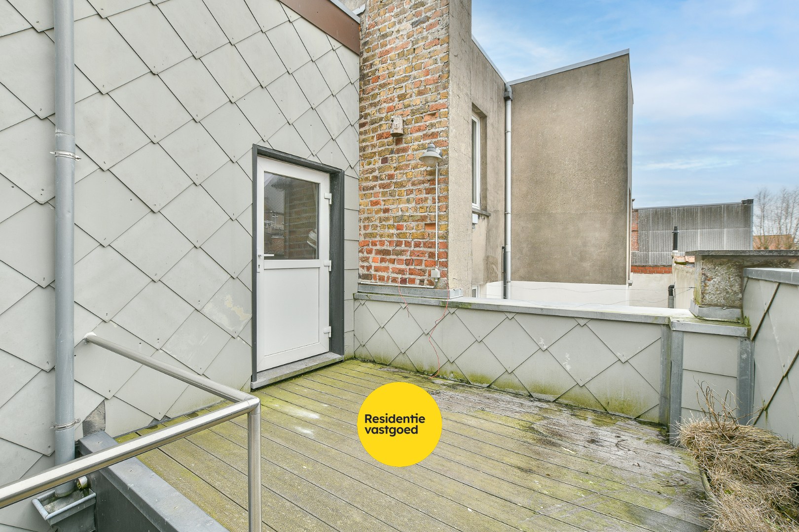 Charmante en verrassend ruime woning met terras in het centrum van Blankenberge! 