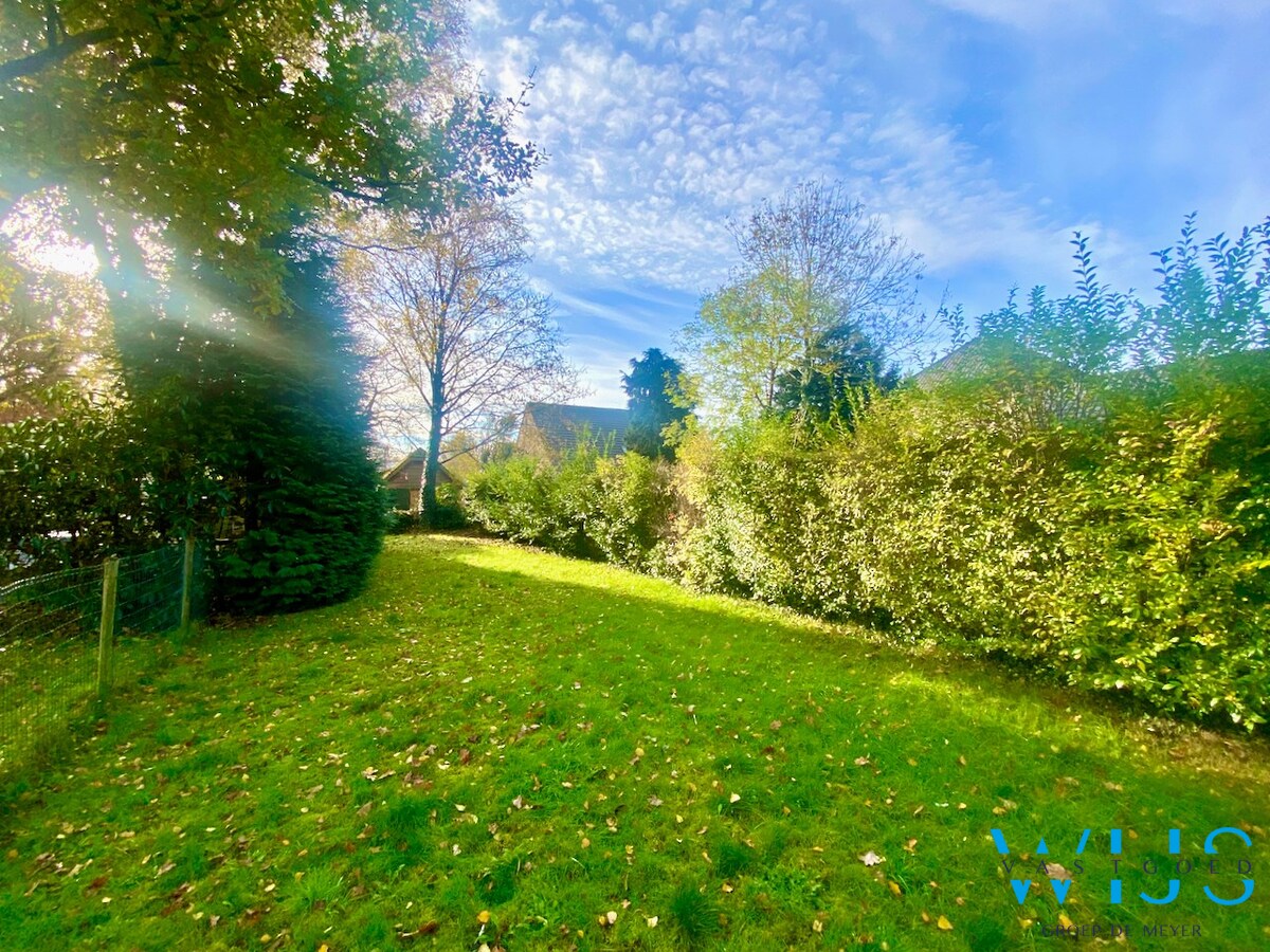 Te renoveren woonhuis op 430m² te Rieme/ Ertvelde ! 