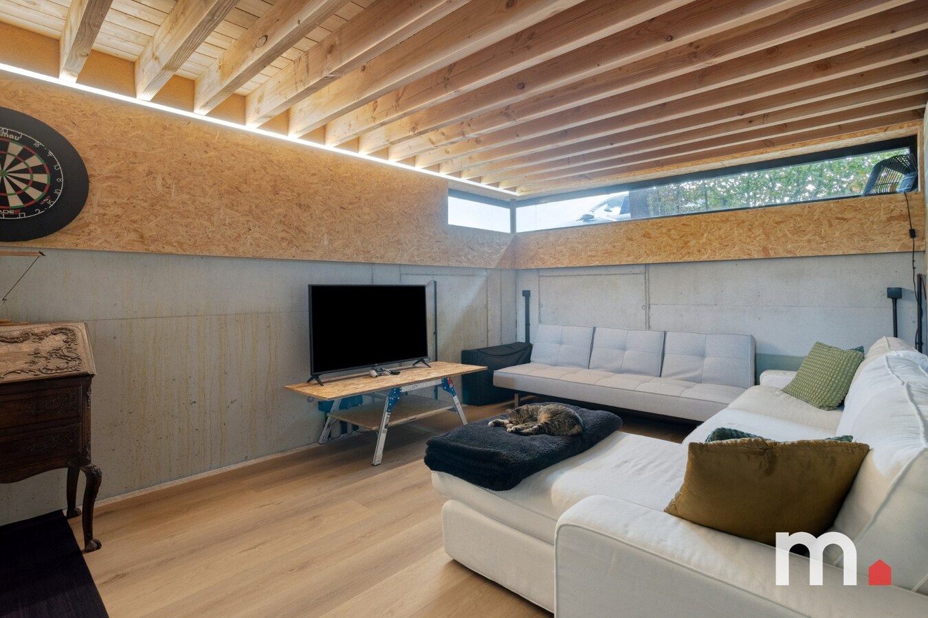 Unieke Villa te Lendelede met 5 slaapkamers met hoogwaardige afwerking ! 