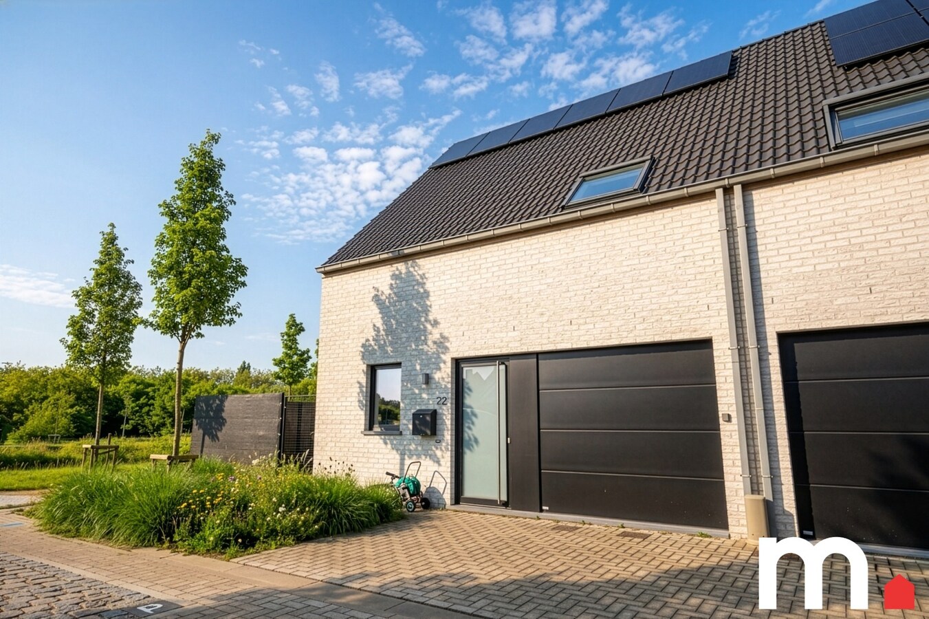 Instapklare half open bebouwing te Heule ! EPC A ! 