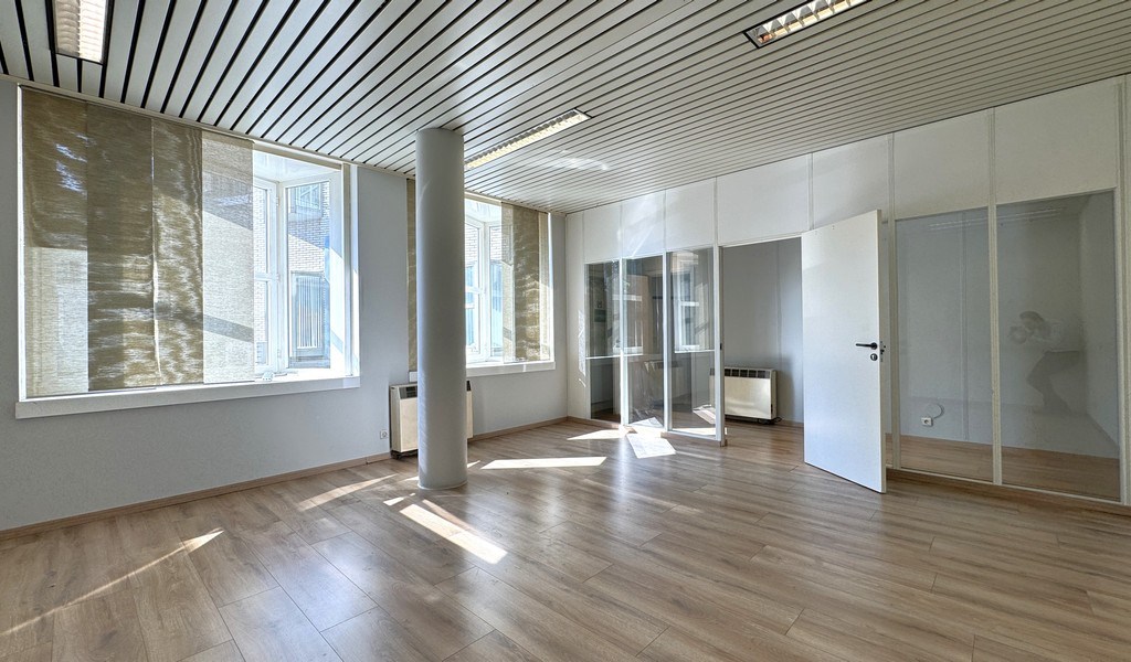 Kantoren met mogelijkheid tot opslag te huur in Antwerpen