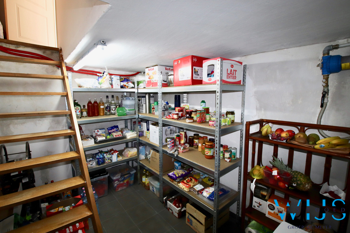 Gezellig &amp; instapklaar woonhuis op een ruim perceel van 786m² 