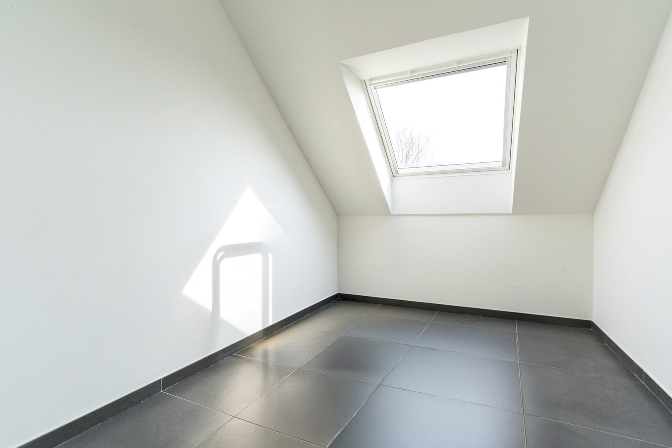Appartement moderne avec garage une voiture ! 