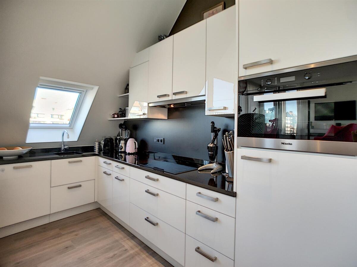 Luxueus, zeer knap en recent dakappartement - Heist 