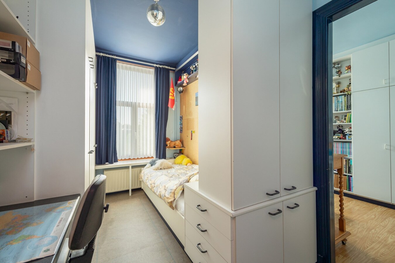 Karaktervolle gezinswoning met 6 slaapkamers in hartje Schilde 