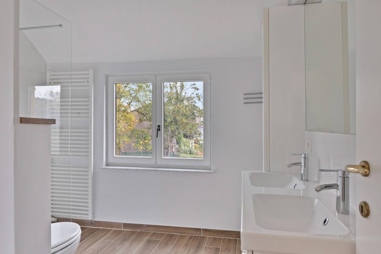 Gezellige gezinswoning met 3 slaapkamers en tuin - 1640 SINT-GENESIUS-RODE 