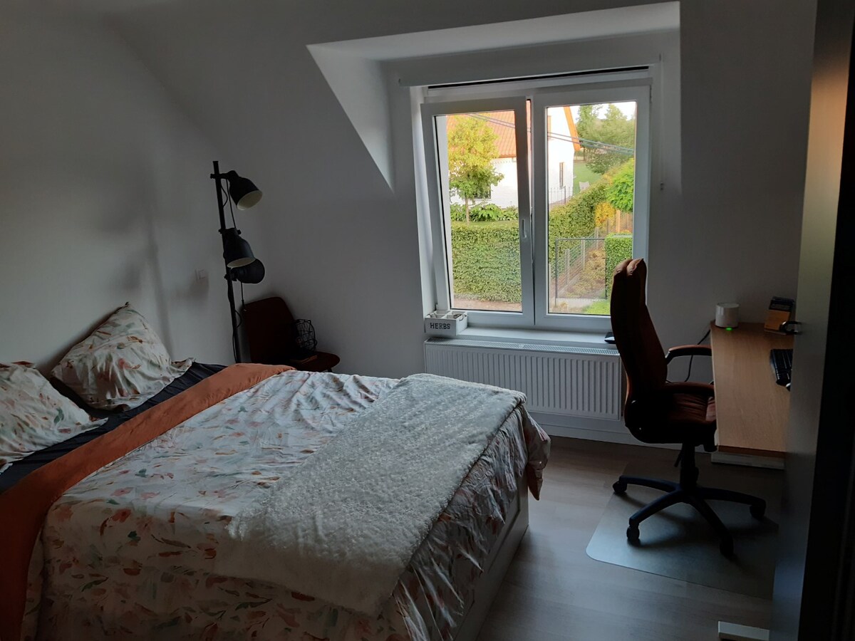 Lichtrijke, eigentijdse  Half Open Bebouwing. 