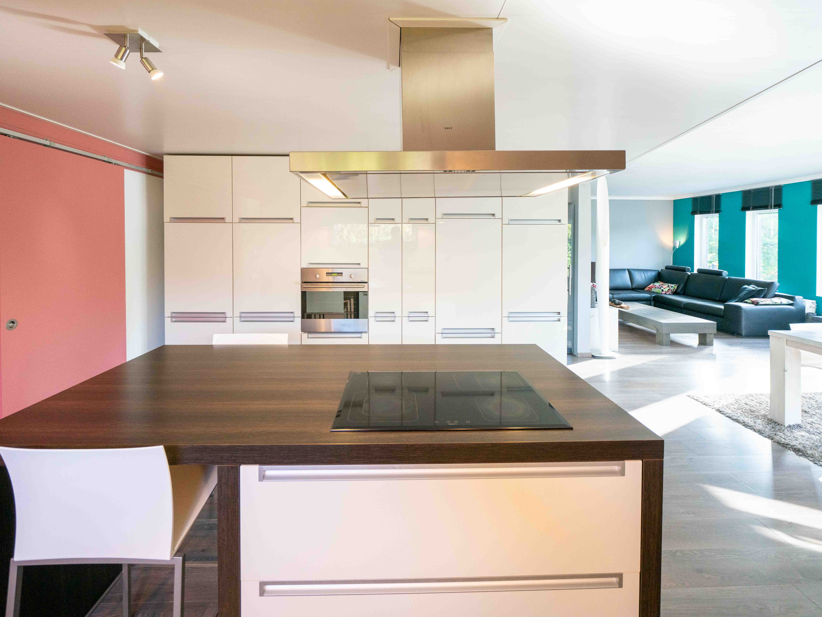 Volledig gerenoveerde woning in rustige woonwijk 