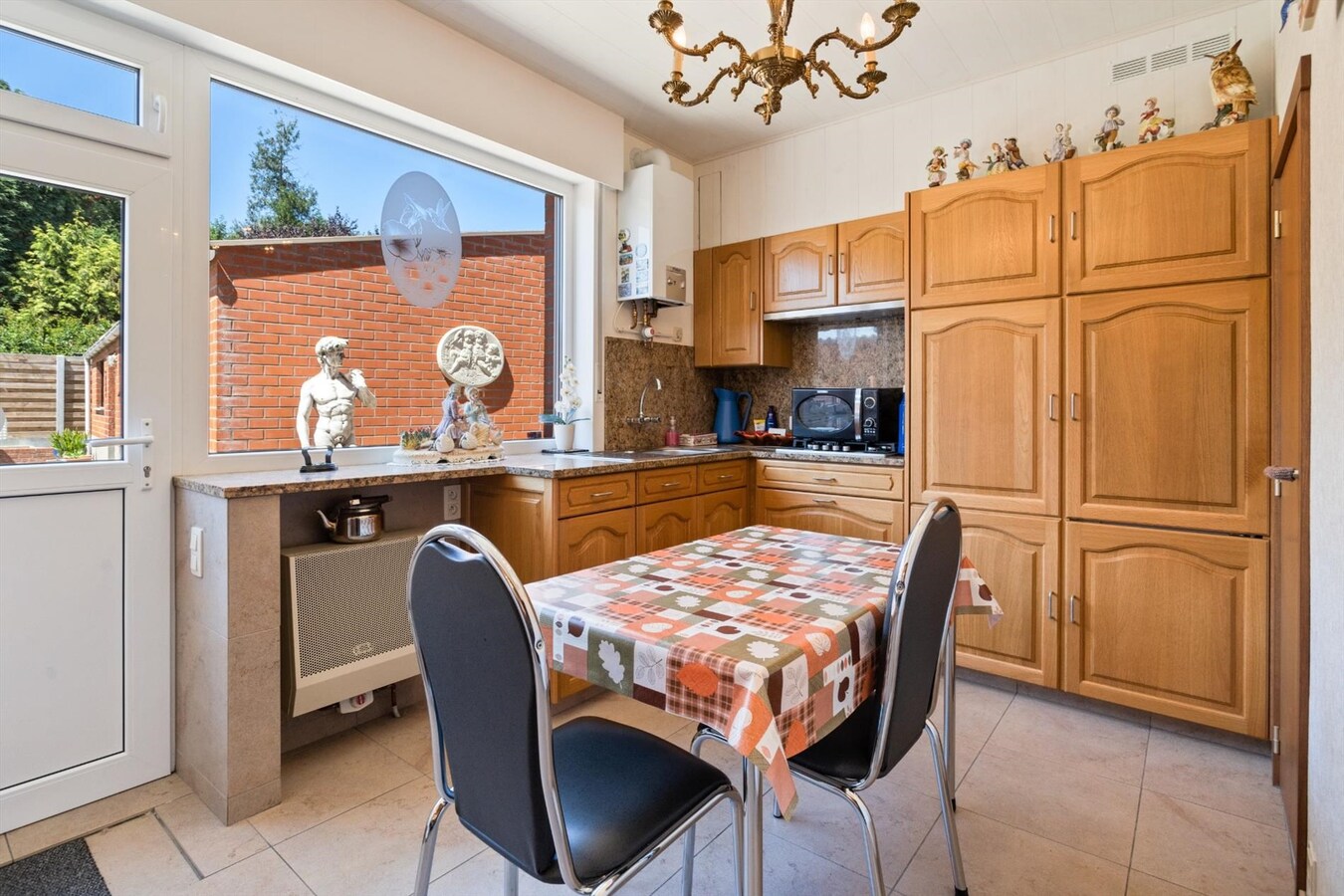 Perfect onderhouden vrijstaande woning op een boogscheut van het Centrum van Houthulst 