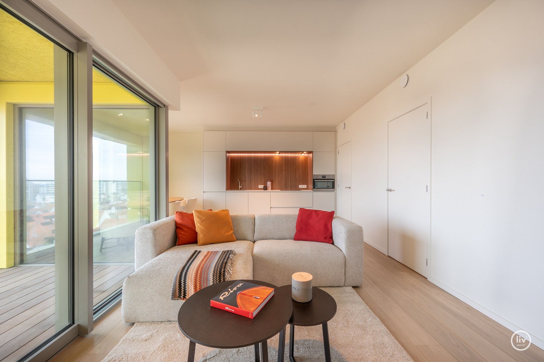 OPENDEURDAG Zaterdag 11-13u (Maes en Boerenboomplein): OPENDEURDAG Zaterdag 11-13u (Maes en Boerenboomplein): Instapklaar twee-kamer appartement in het Project Hoost (genietend van zijdelings zeezicht 