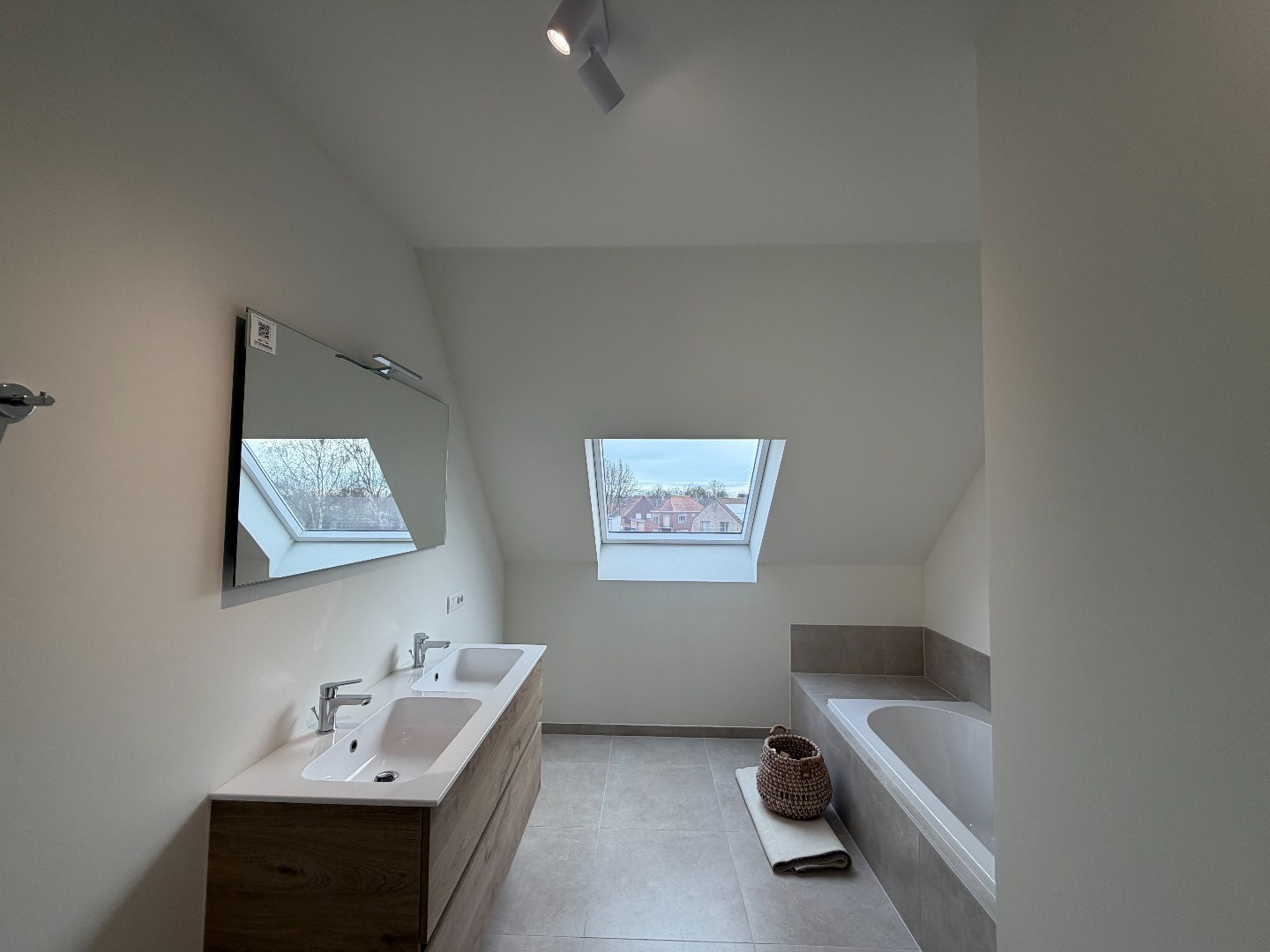 Te huur: Nieuwbouw 3-slaapkamer appartement in het centrum van Zulte 