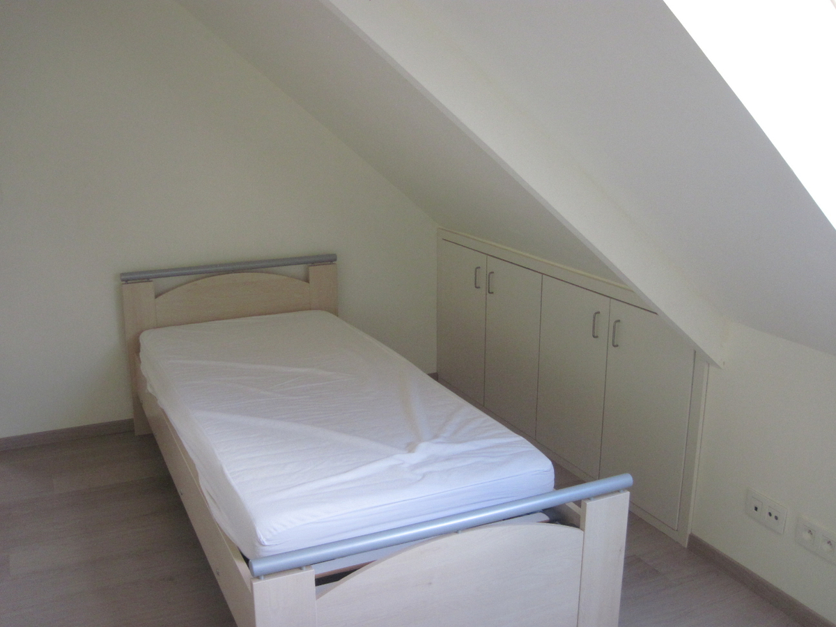 Prachtige en praktische woning (volledig vernieuwd anno 2012) ! 