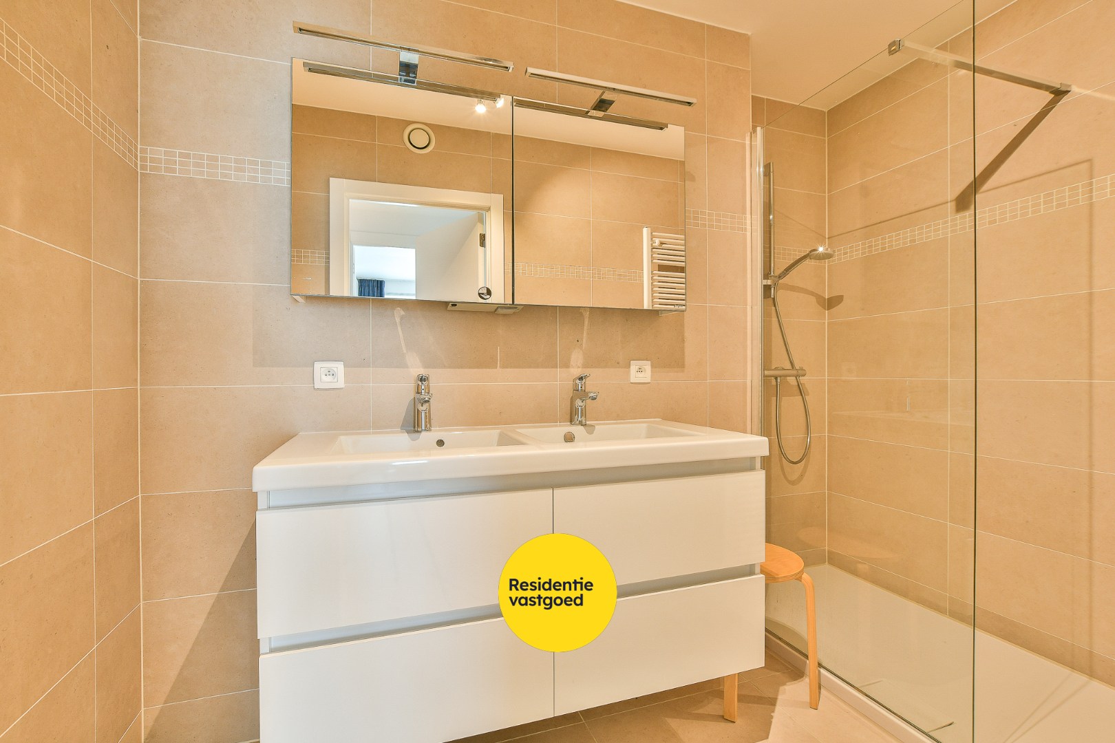 Bemeubeld 2-slaapkamerappartement in residentie 'Royal Golf Garden' te De Haan - Vosseslag 