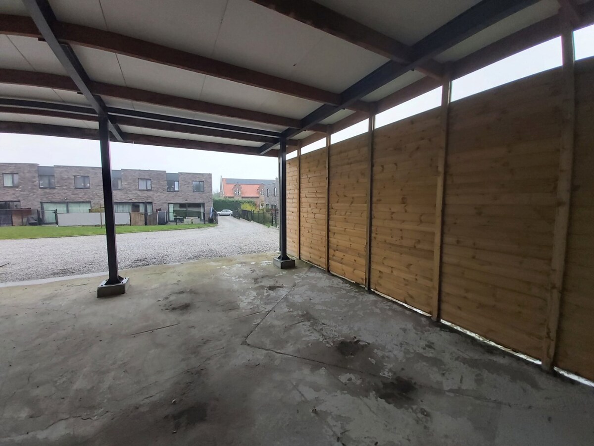 Carport - Gavere centrum. 