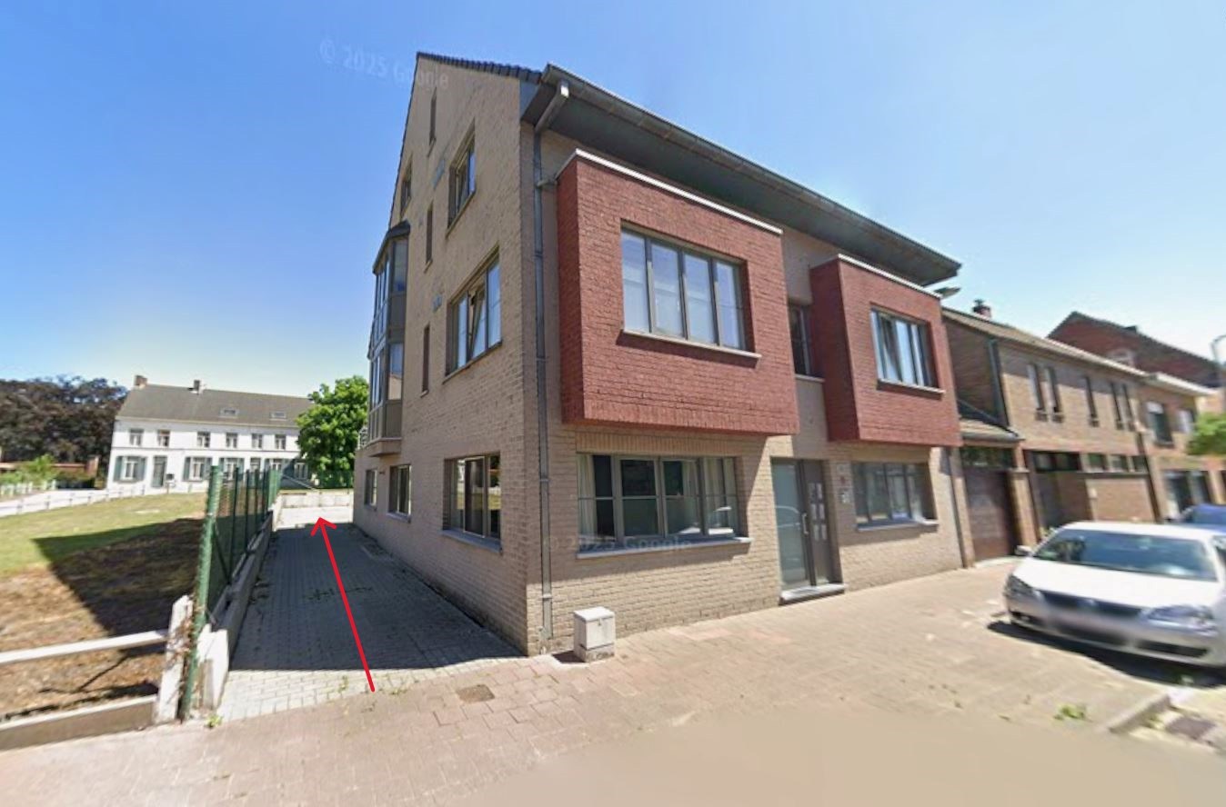 Autostaanplaats, Handzame 