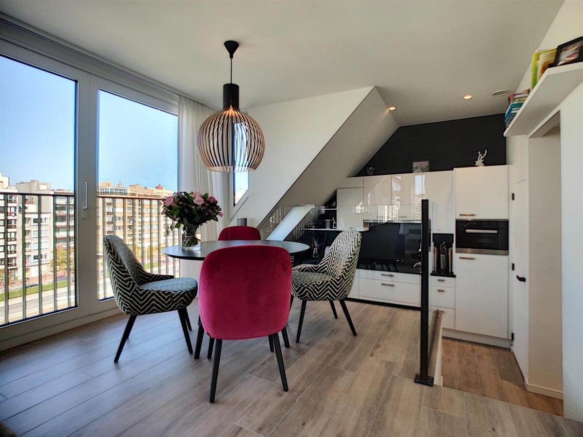 Luxueus, zeer knap en recent dakappartement - Heist 