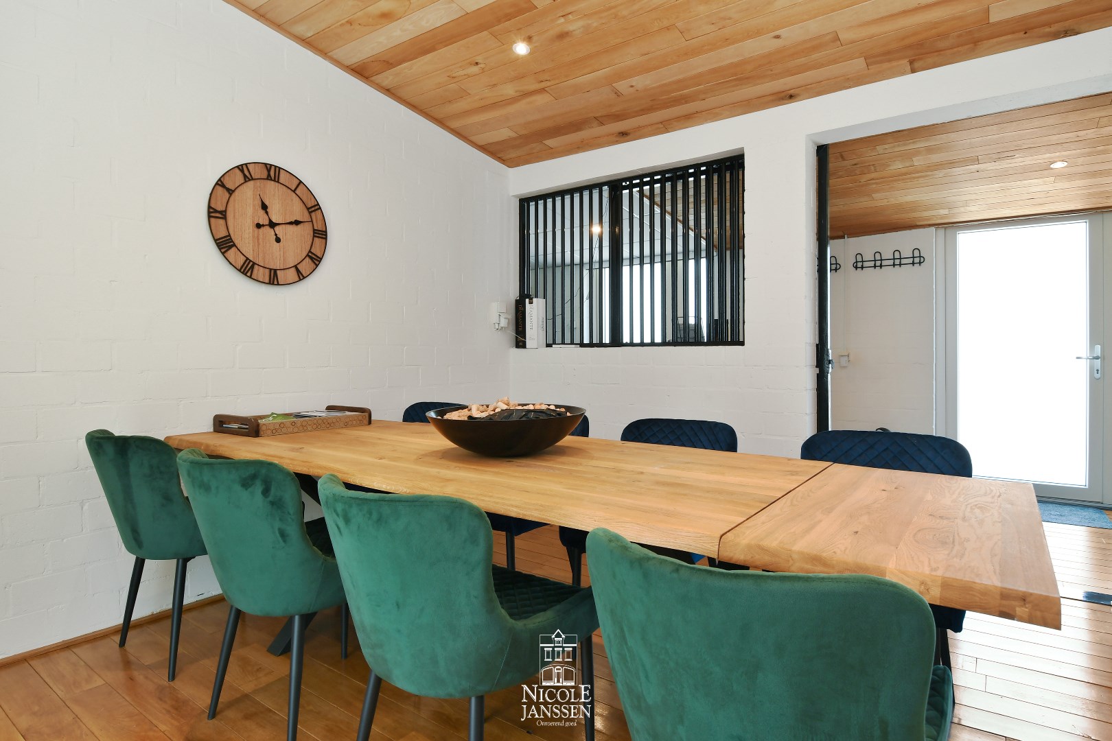 Deze buitenunit is ook voorzien van airco 