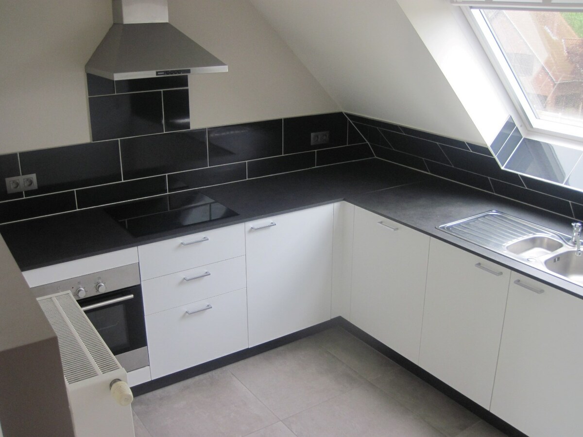 Luxueus en ruim appartement in rustige omgeving. 