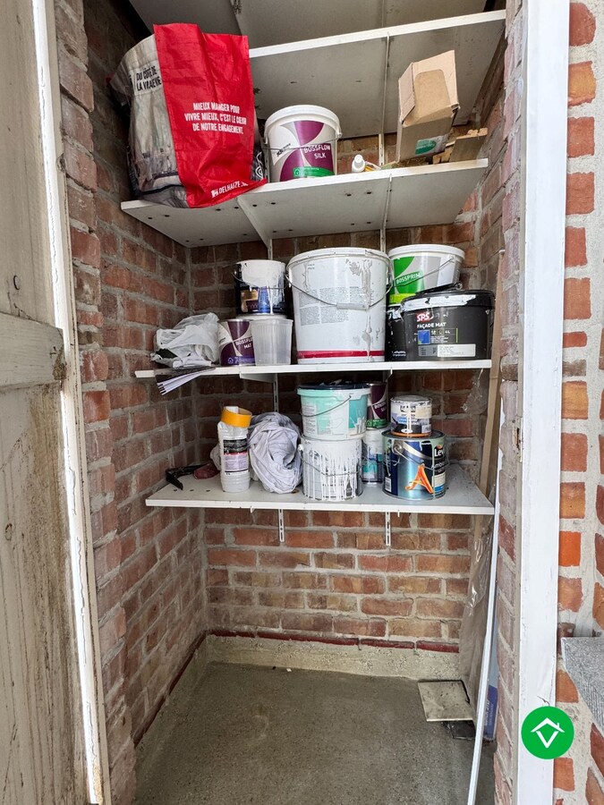 Instapklaar appartement met 2 slaapkamers en garage te Gent 