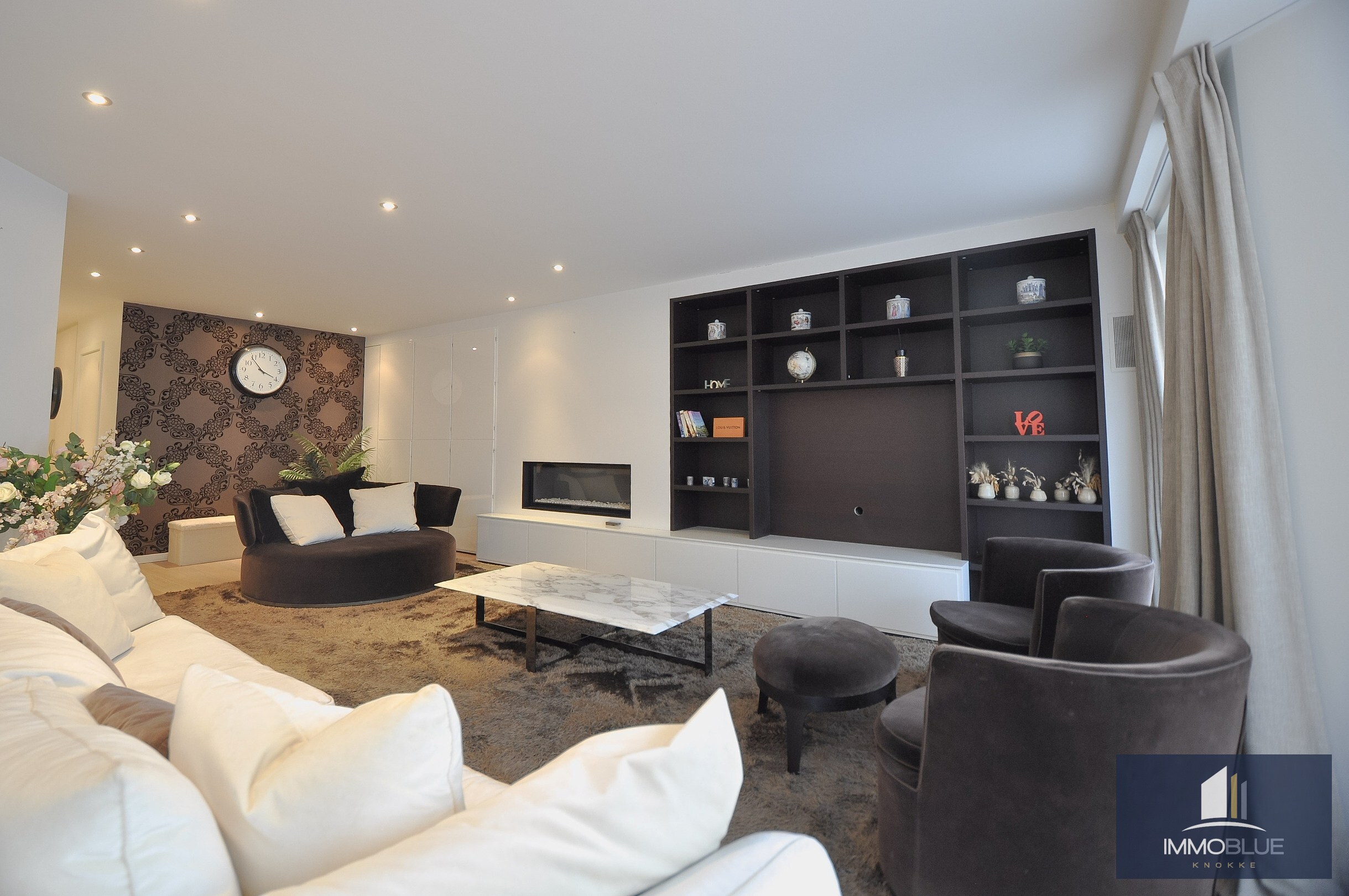 Offre exceptionnelle – Appartement particulièrement spacieux dans une résidence élégante. 