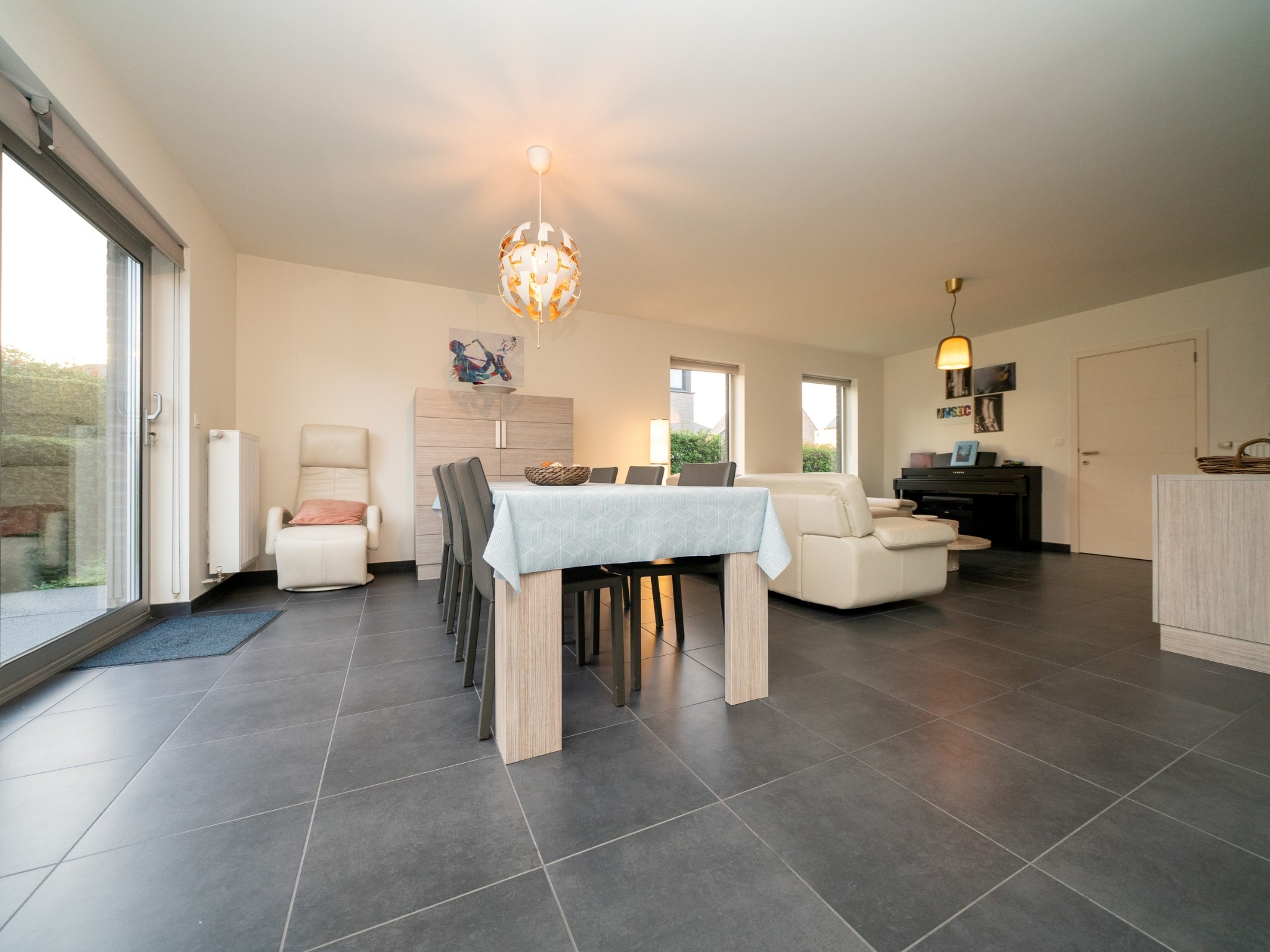 Recente villa met 4 kamers op een toplocatie 