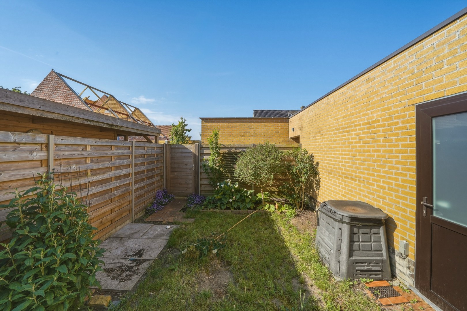 Instapklare energiezuinige woning met 4 slaapkamers, zonnige tuin en garage in Ettelgem 