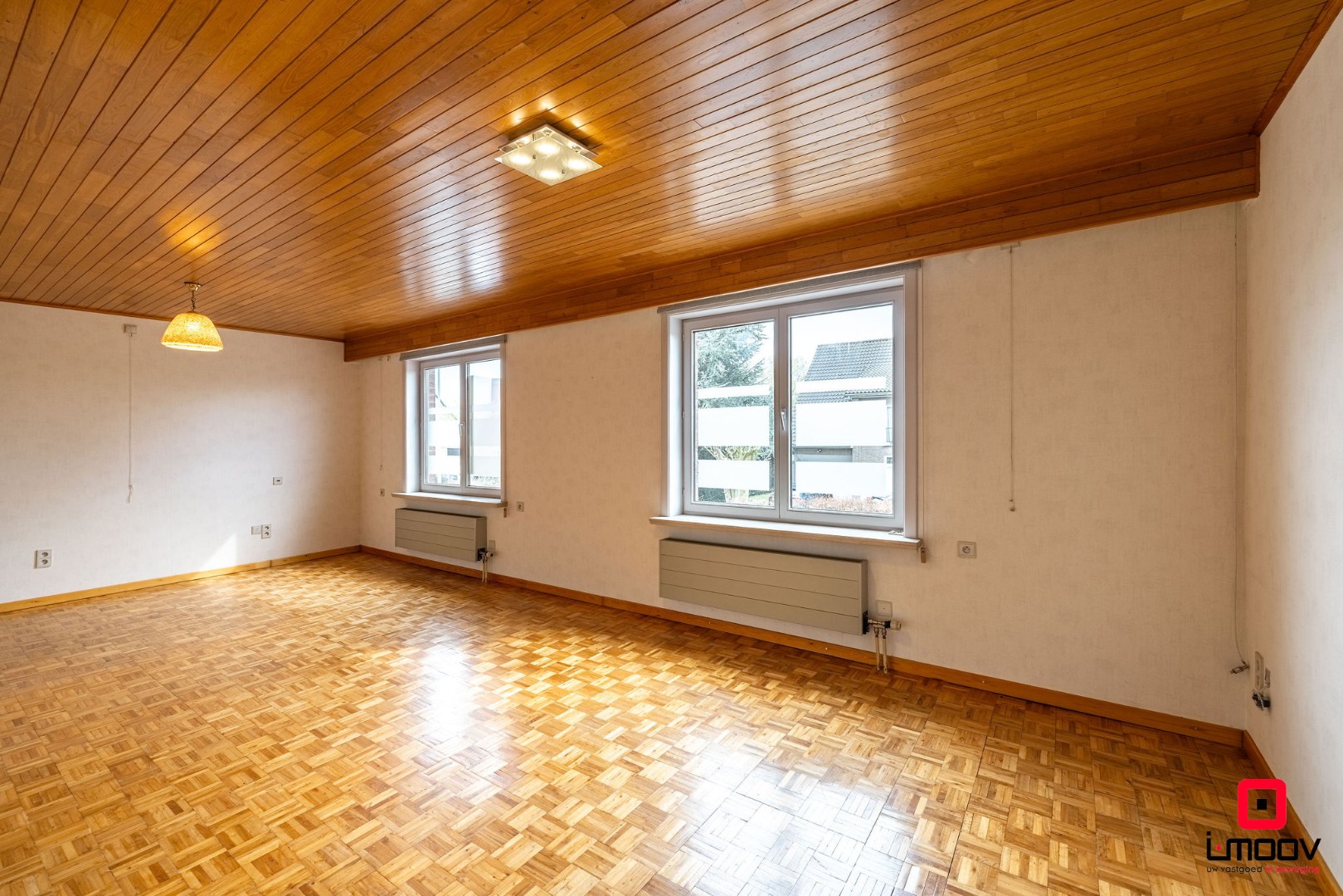 Lichtrijke gezinswoning met 3 à 4 slaapkamers en zonnepanelen te Destelbergen 