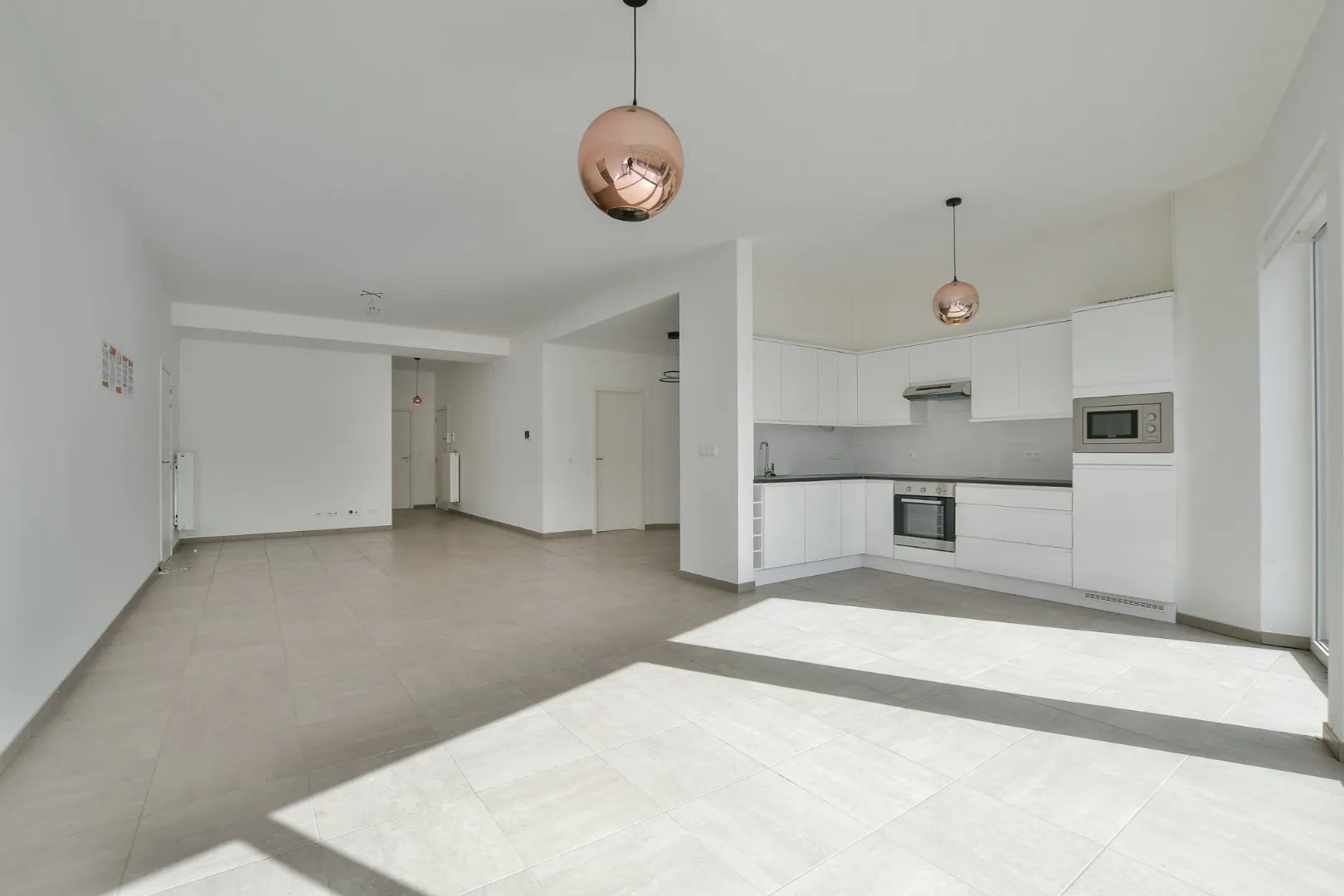  Recent gelijkvloers appartement in centrum Oudenburg met veel extra ruimte