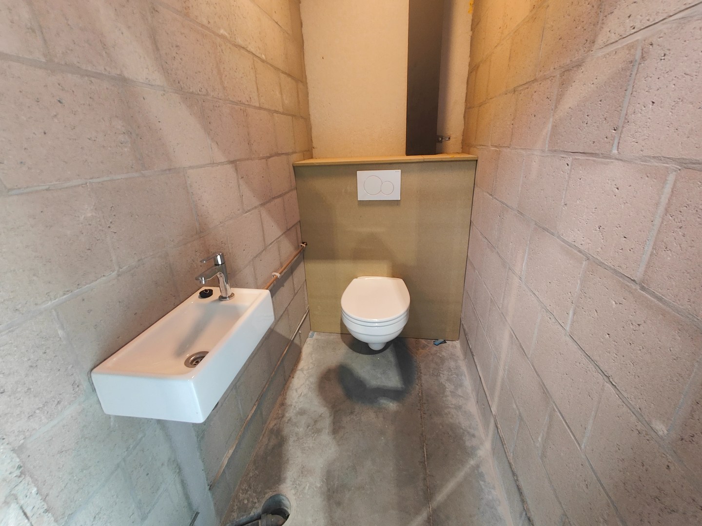 Nieuwbouw loods te huur van 235m² 