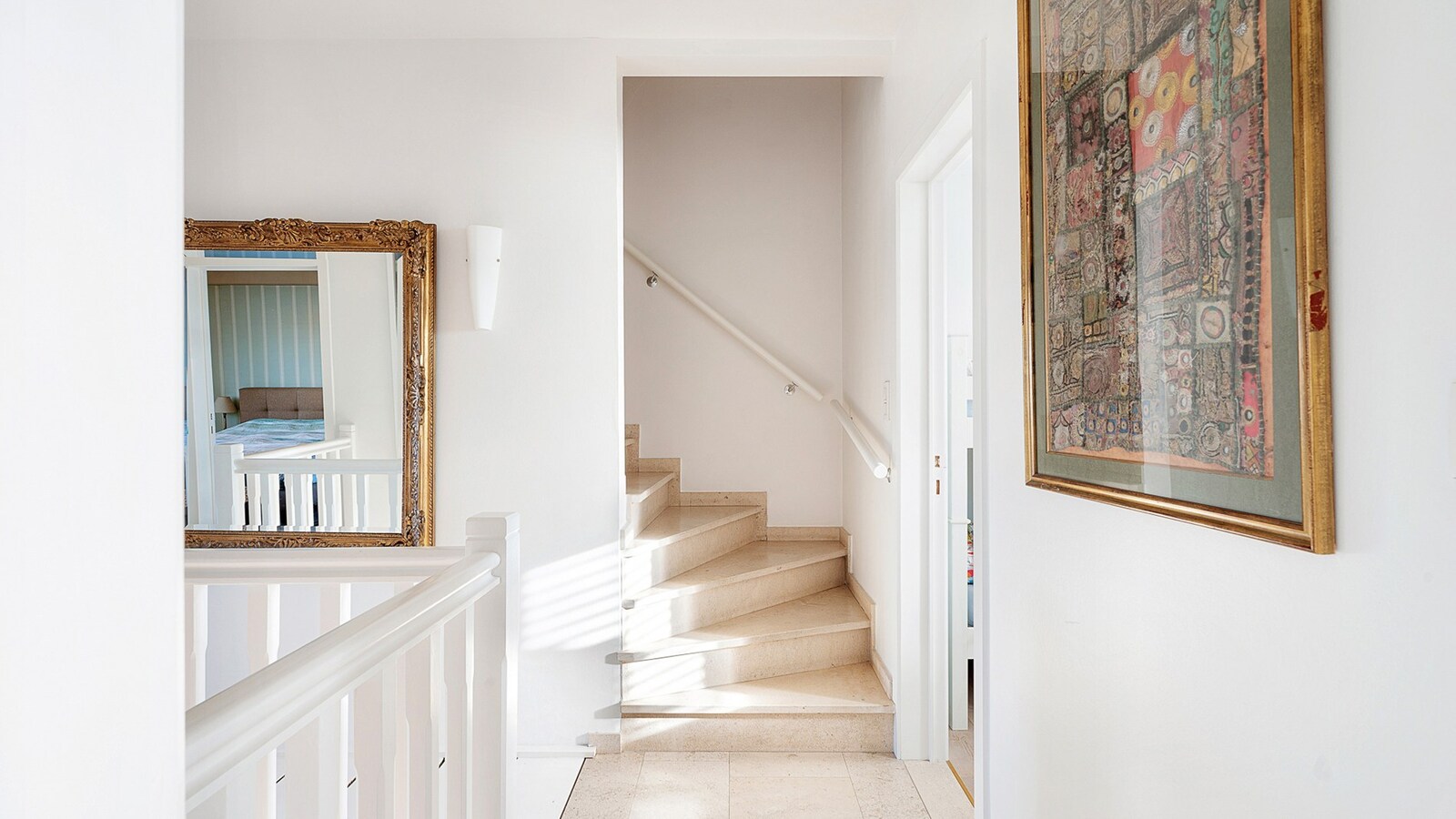 Ruime gezinswoning met inpandige garage en gezellige tuin. 